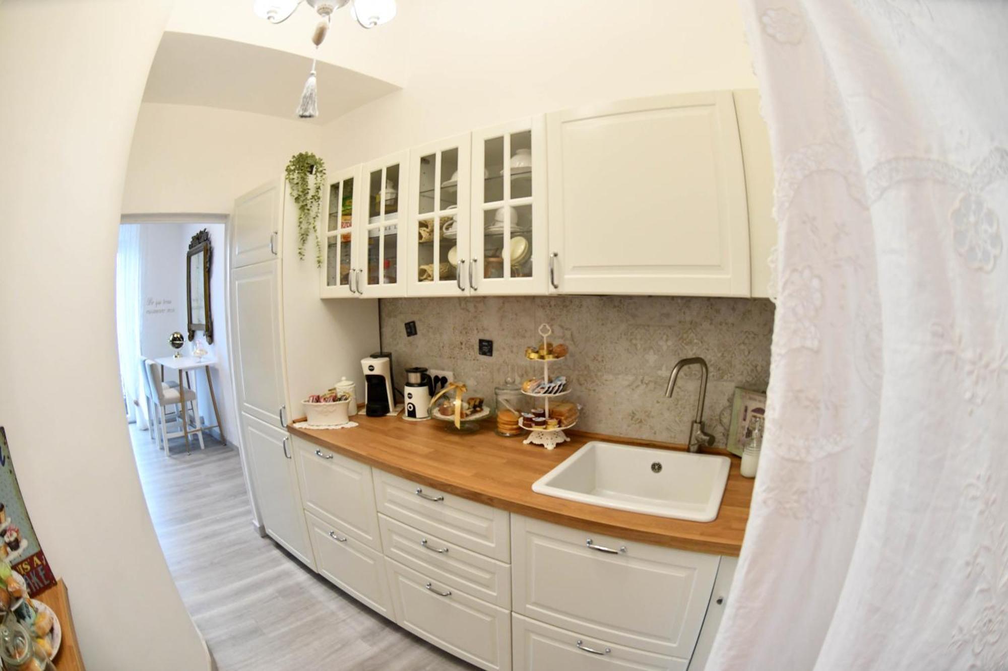 B&B Carpe Diem Vista Lago Кастель-Гандольфо Экстерьер фото